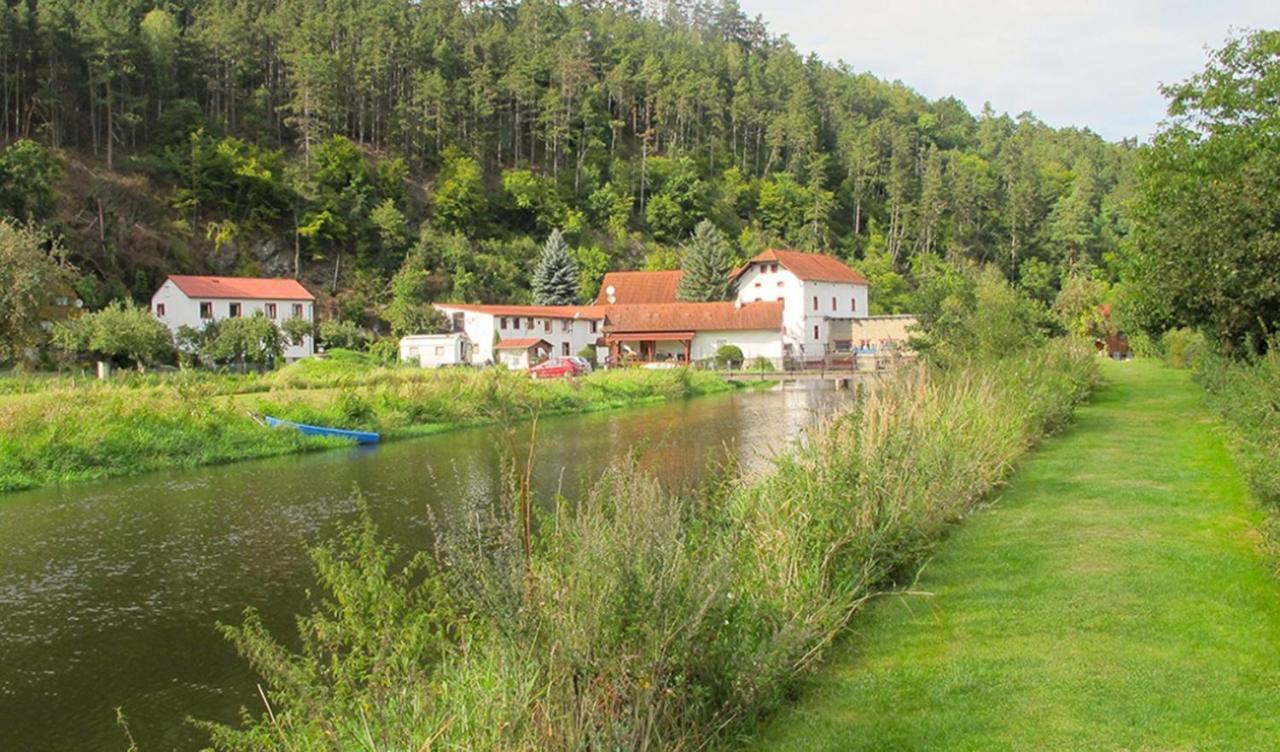 Ferienwohnung Cechuv Mlyn Hrebecniky Exterior foto